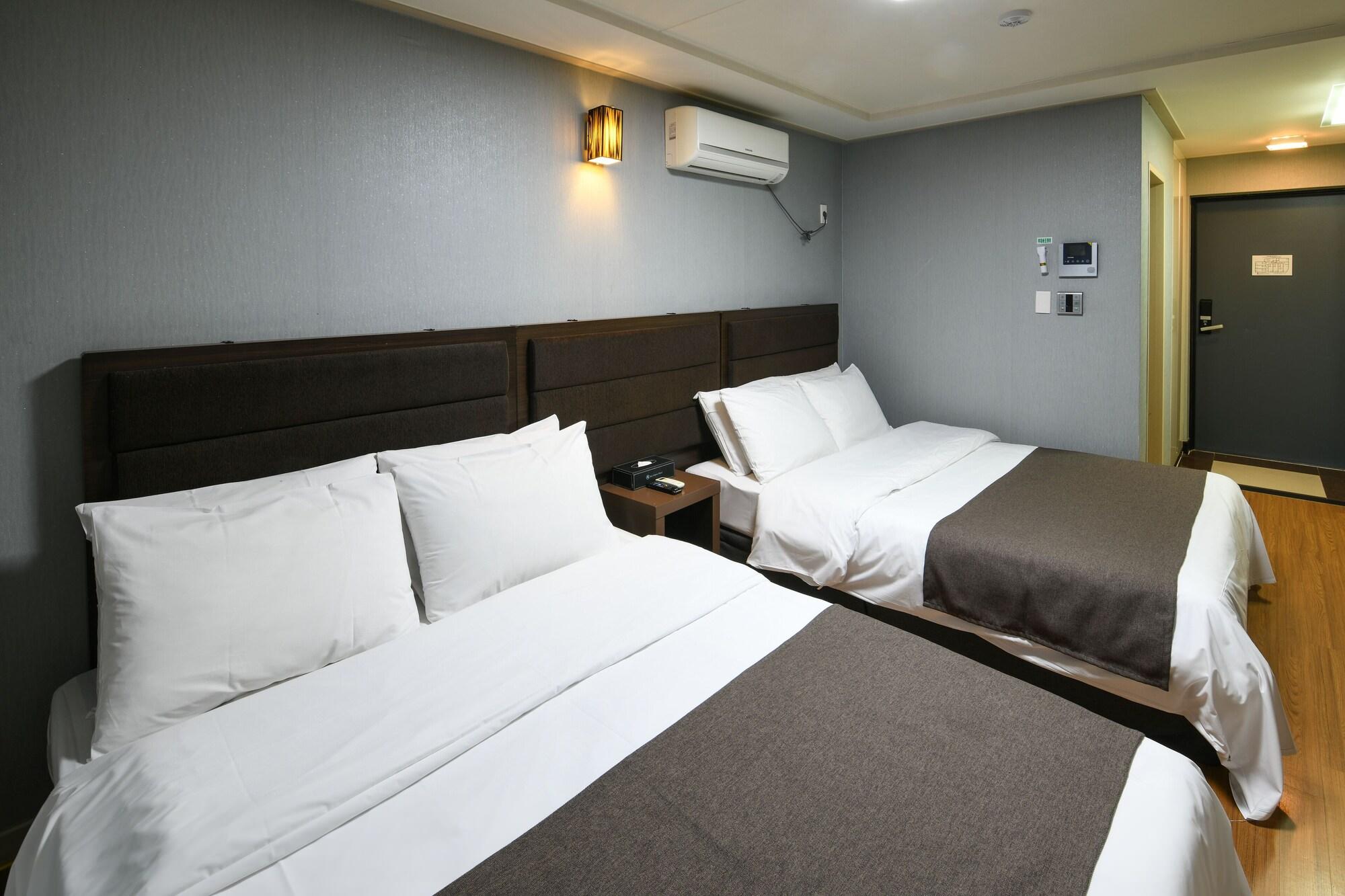 Jeju Airport Hotel Exterior foto