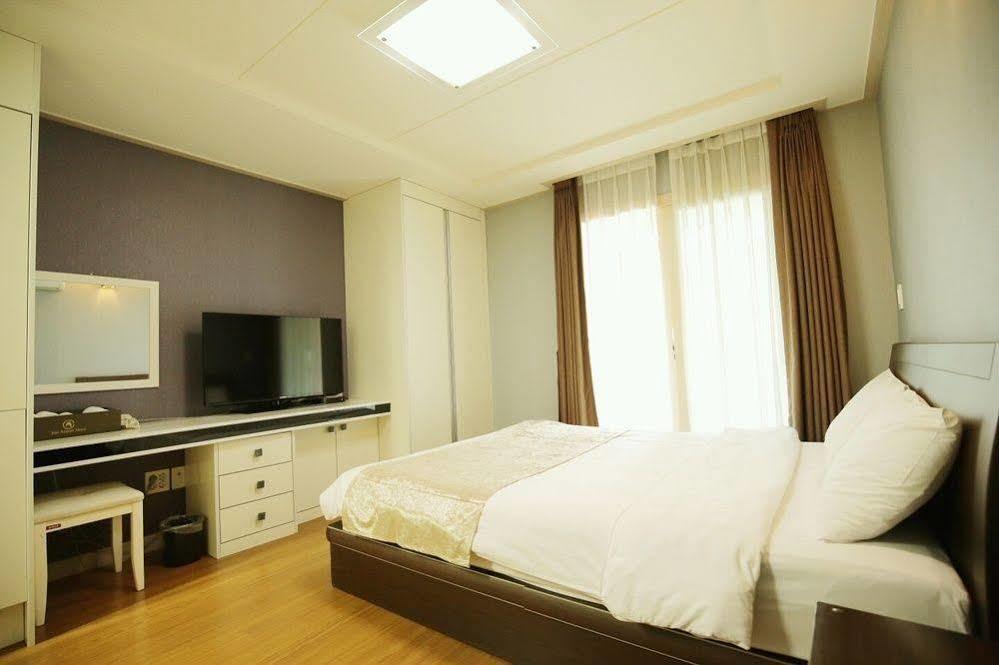 Jeju Airport Hotel Exterior foto