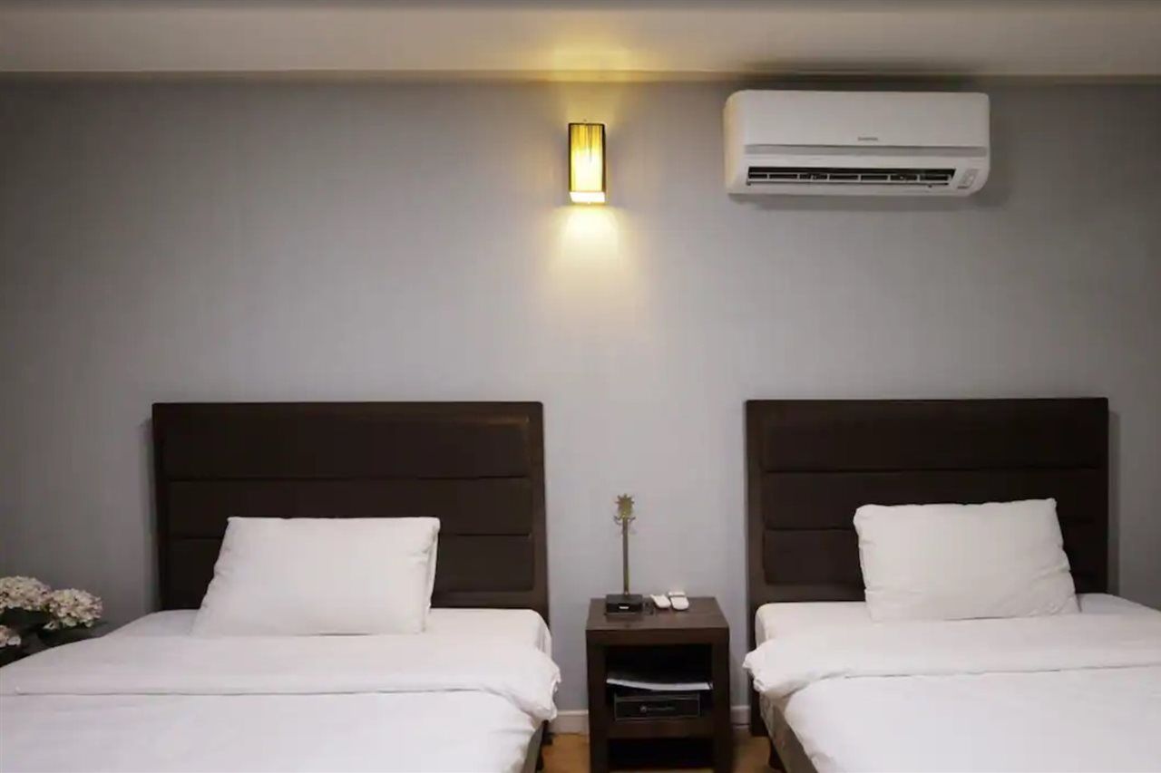 Jeju Airport Hotel Exterior foto
